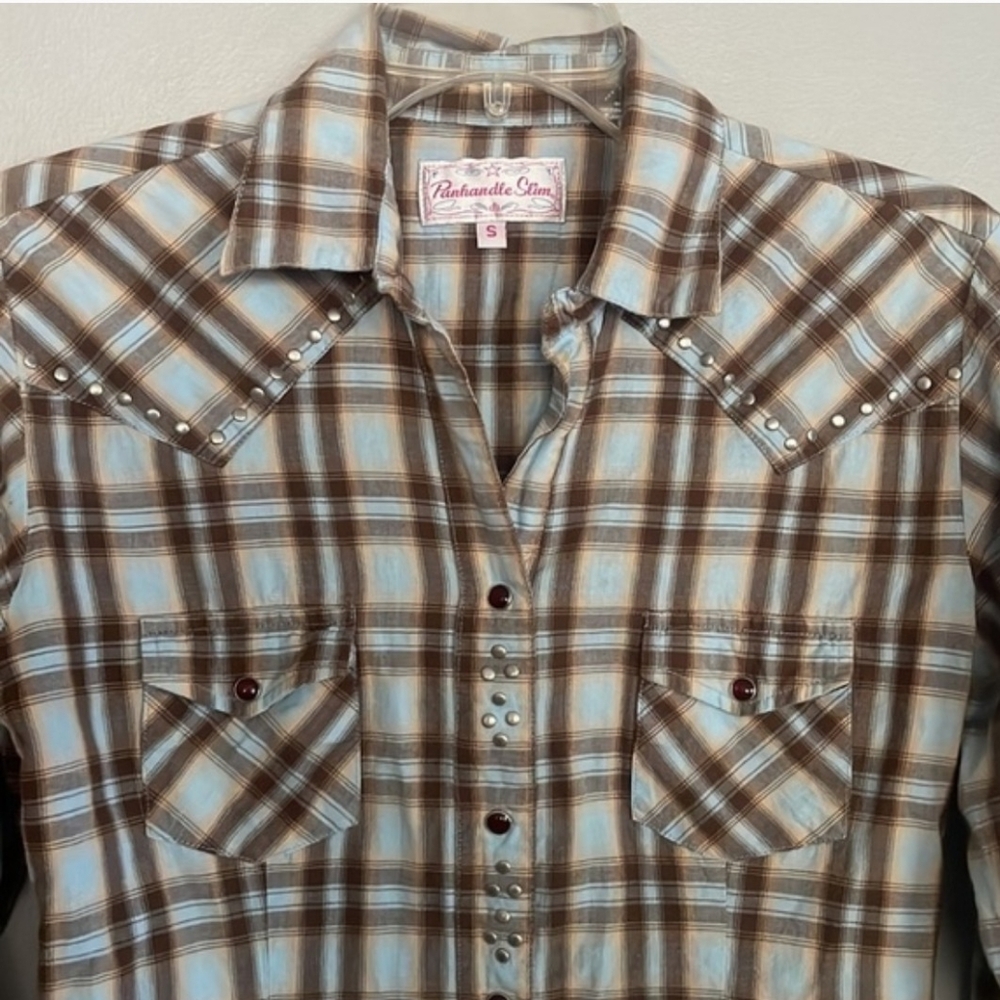 Items <$15 are 3/$30 Panhandle Slim Brown/Blue Plaid Button Down Shirt Womens S - Picture 3 of 7